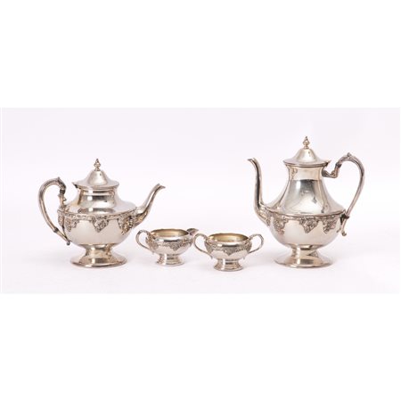 MANIFATTURA INGLESE DEL XX SECOLO, Servizio in old Sheffield