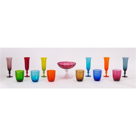 NASON MORETTI, Un’alzata, 6 bicchieri e 6 flûte in vetro