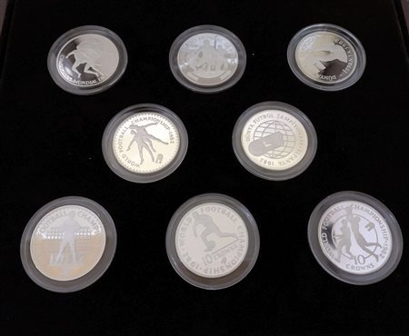 SPAGNA. Cofanetto Completo. Set 16 monete commemorative di vari paesi. Per i...