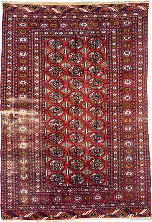 Tappeto Pakistan disegno Bukhara annodato a mano fondo rosso a tre file con...