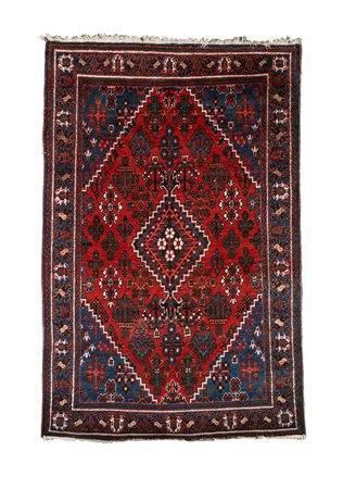 Tappeto persiano Joshaghan fondo rubino, centrato da losanga e decorato a...
