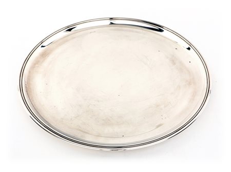  
Piatto da portata 
 diametro cm 32,5 - gr. 542