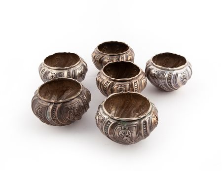  
Sei coppette in argento 
 cm 7x10 - gr. 1130