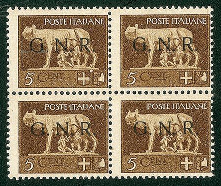 RSI - 1943 - G punto difettoso (pos. 164) - blocco di quattro del 5 cent con...