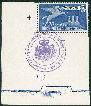 SAN MARINO - 1946 - 30 lire - angolo di foglio non tosato con timbro della...