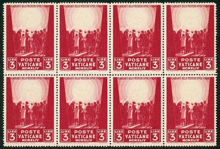VATICANO - 1945 - 3 lire - blocco di otto - effigie del Cristo da evanescente...
