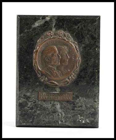 ITALIA, Regno

Placca commemorativa matrimonio di Emmanuele Filiberto di Savoia e Elena d'Orleans