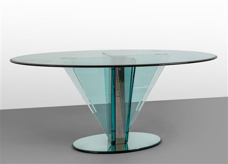 UN TAVOLO, anni '80. <br>Acciaio inossidabile, 