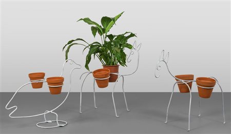 TRE FIORIERE ZOOMORFE , anni '60. <br>Tondino di 