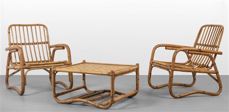 DUE POLTRONE E UN TAVOLINO, anni '60. 