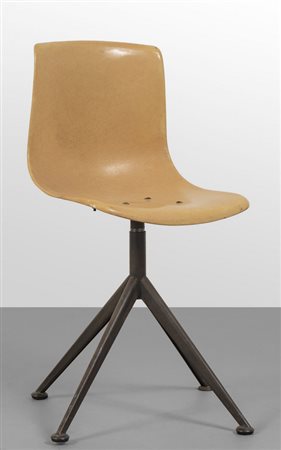 GASTONE RINALDI, RIMA, 1956. <br>Una sedia 