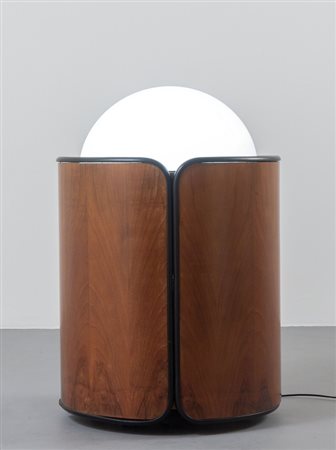  UN MOBILE-BAR, anni '60<br>Composto da due 