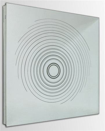 UNO SPECCHIO DA PARETE ILLUMINATO, anni '70. 