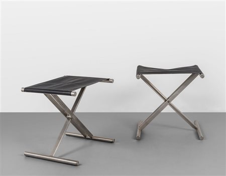 Due sgabelli, anni '70. <br>Acciaio inossidabile 