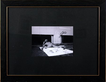 Gunter Brus (1938) Rektalkunde Fotografia b/n cm 12x18 Firma in alto a destra