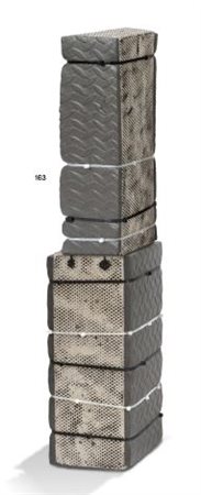 TOM CASTINEL (né en 1984) Totem # 3 de l'ensemble « Tanzwut », 2016 Sculpture...