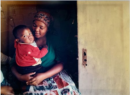 Zwelethu MTHETHWA (né en 1960) Sans titre, 1997/1998 Photo couleur, numéro...