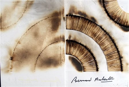 AUBERTIN BERNARD (Fontenay aux Roses 1934) "Senza titolo" Libro bruciato cm....