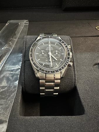 OMEGA SPEEDMASTER PROFESSIONAL MOONWATCH
