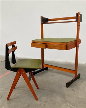 Reguitti Scrivania per ragazzi modello "Gamma". Italia, anni '60. Completo di se