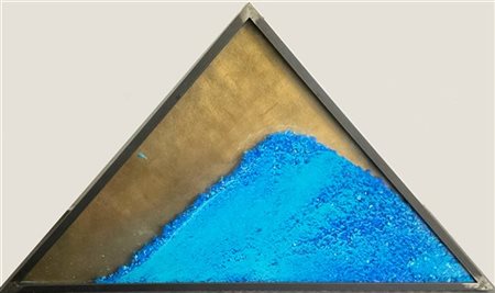 Firma indecifrata "Senza titolo" tecnica mista materica su tavola triangolare
c