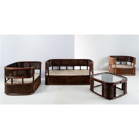 PRODUZIONE ITALIANA 1980 ca., Due divani, poltrona e tavolo