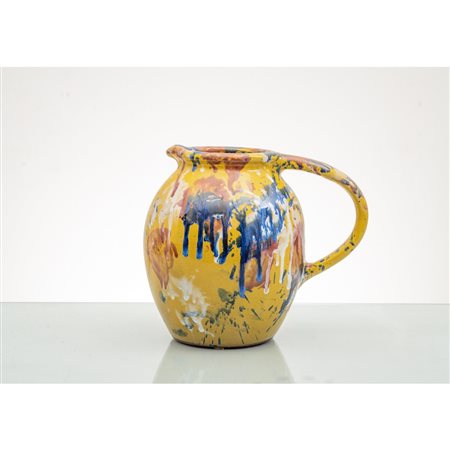 PRODUZIONE ITALIANA 1960 ca., Caraffa in ceramica.