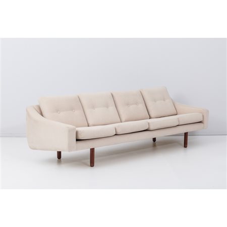 PRODUZIONE EUROPEA 1960 ca., Divano quattro posti