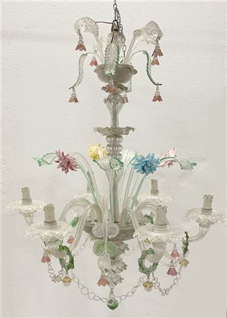 Lampadario a sei bracci in vetro incolore decorato in policromia a fiori e fogl