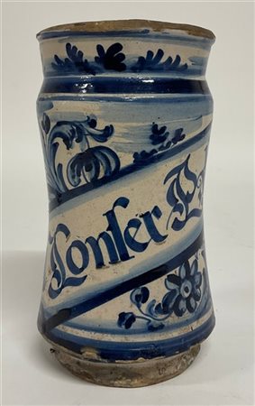 Manifattura spagnola del secolo XVIII. Albarello in maiolica bianca e blu, deco