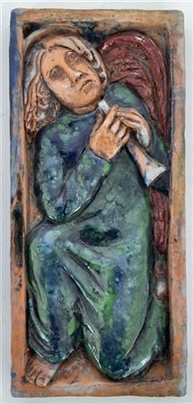 Placca in ceramica smaltata policroma raffigurante angelo suonatore (lievi dife