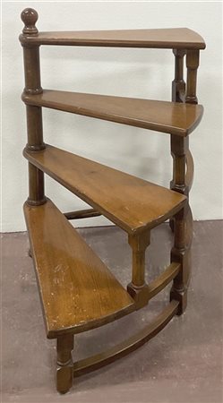 Scaletta da biblioteca a quattro gradini con montanti torniti (cm 46x70x66) (di