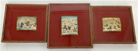 Arte persiana. Lotto di tre placche dipinte su madreperla raffiguranti scene di