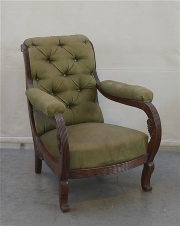 Poltrona da riposo con montanti scanalati, piedi mossi, rivestita in velluto ve