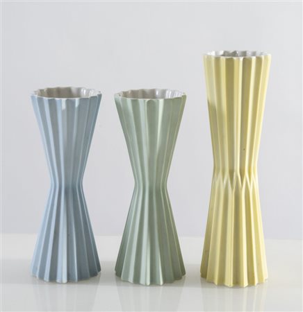 VERBANO Lotto composto da tre ceramiche monocolore. Prod. Verbano, Italia,...