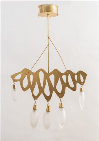 SERGIO TERZANI Lampadario con struttura in metallo e paralumi in vetro...