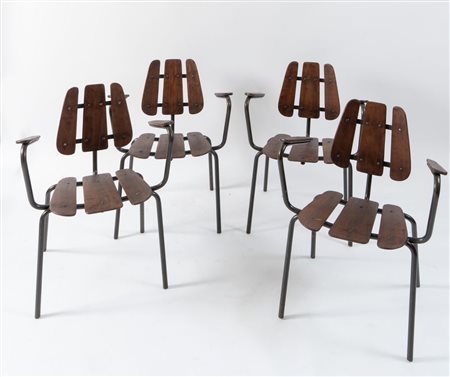 Quattro sedie con struttura in metallo e seduta in legno. Prod. Italia, 1970...