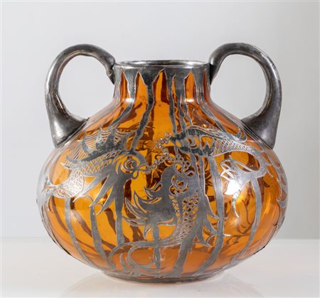 ARRIGO FINZI Vaso in vetro soffiato con applicazioni in argento. Marcho di...
