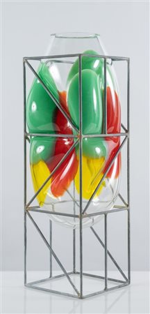 ALESSANDRO MENDINI Vaso in vetro soffiato con gabbia in metallo della serie...