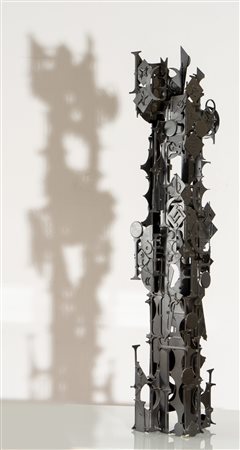 Paolo Conti (Bologna, 18 novembre 1938), “Rawijah”, 1985.Scultura in ferro, reca alla base