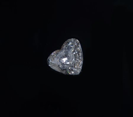 DIAMANTE SCIOLTO Taglio a cuore, di ct 2,02. Colore stimato H, purezza...