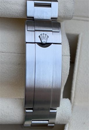 ROLEX SUBMARINER 124060 CON GARANZIA AL ROLEX