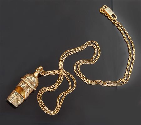 COLLANA Collana in oro giallo firmata "Chini" con pendente a forma di...