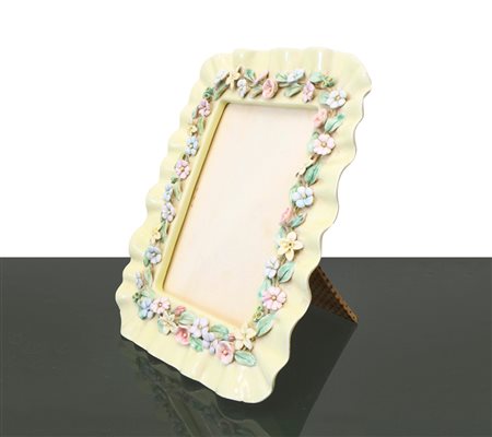 La Farnesiana (Parma 1952)  - Portafoto con fiori in rilievo, 60's