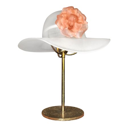 Lampada da tavolo raffigurante cappello con fiore in vetro, 80s