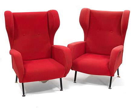 POLTRONE Coppia di poltrone con struttura in legno rivestito in gommapiuma,...