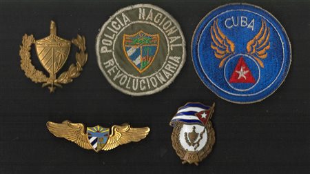 Cuba - Lotto di 5 fregi e distintivi