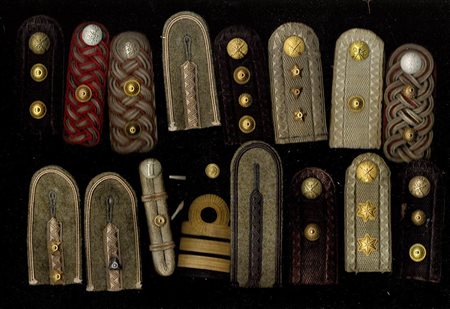 Danimarca - Lotto di 17 spalline singole