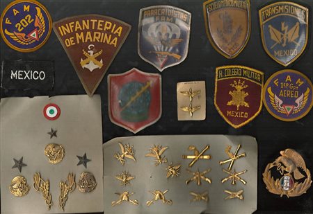 Messico - Lotto di fregi e distintivi