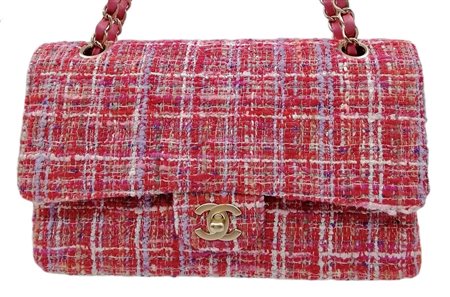  CHANEL - Borsa 2.55  in tweed rosa matelassé.
